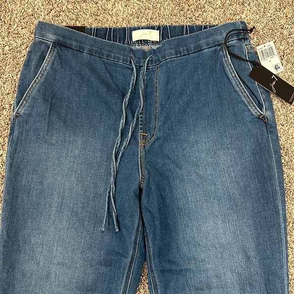 7 for All Mankind Jen 7 Denim High Waist Jogger Jeans - Picture 3 of 6